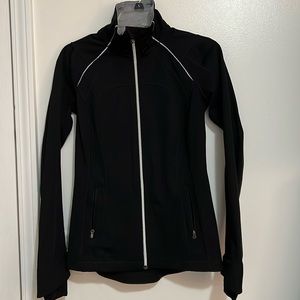Lululemon define jacket size 4